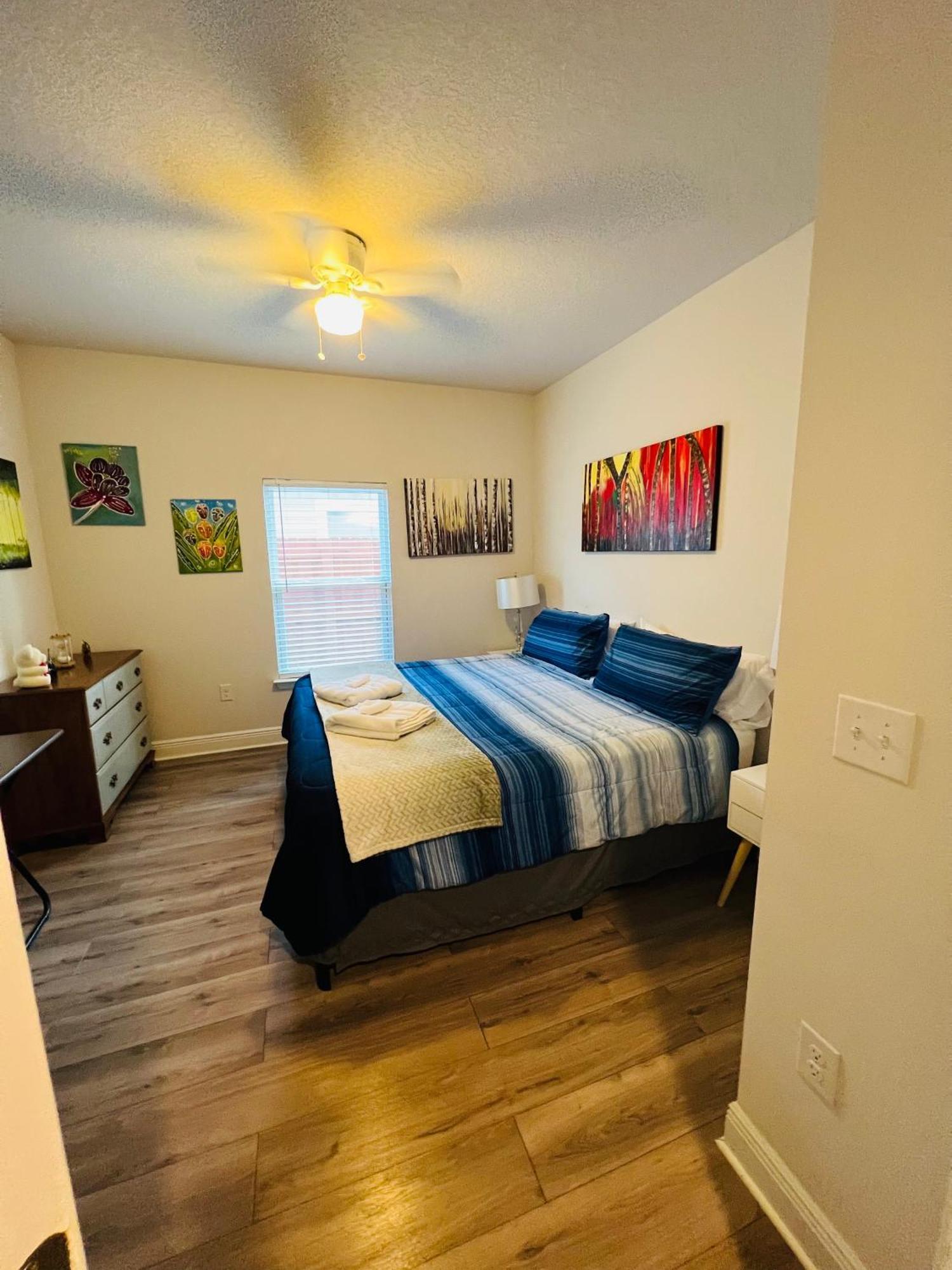 Room, For Wonderful Vacation *